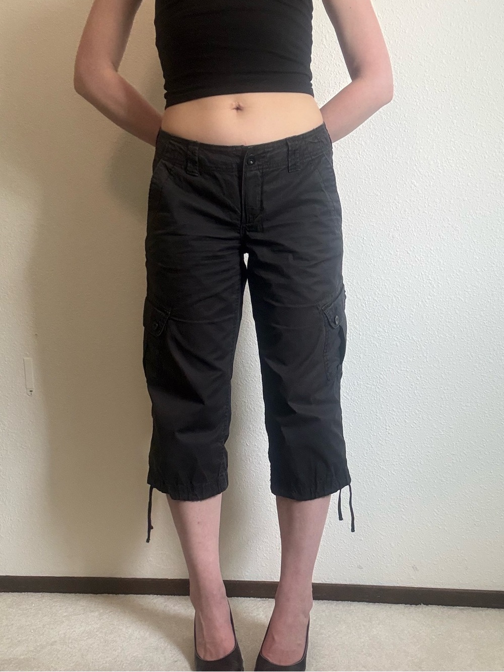 Y2K Express Low Rise Cargo Capris Utility Mcbling Grunge